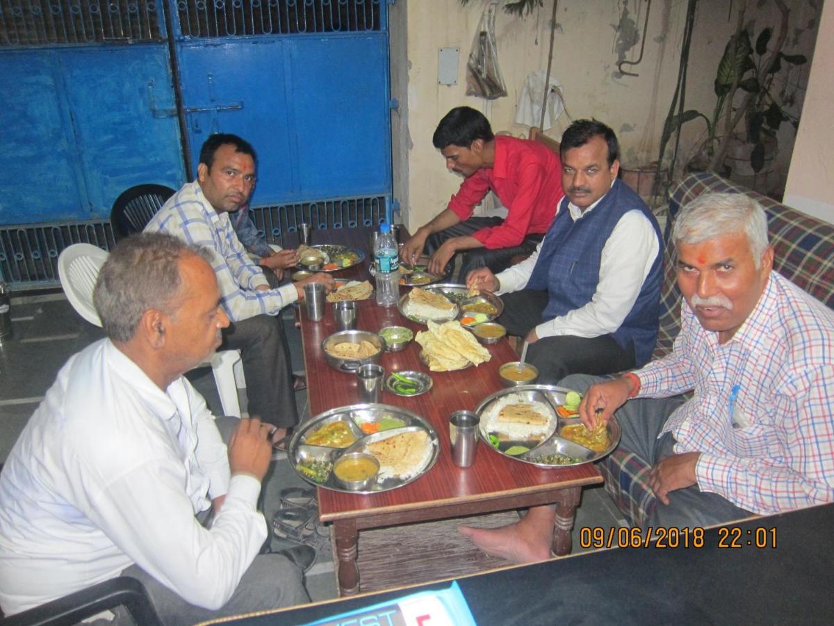 Kedar -feel At Guest house